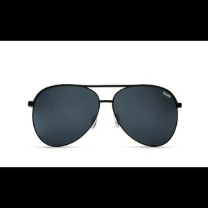 Quay Australia Vivienne Aviator Sun Glasses